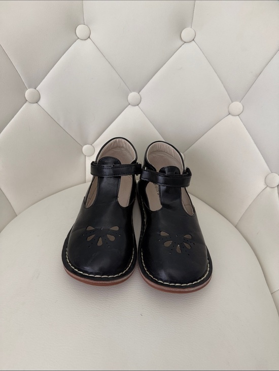 Felix & Flora Other - Felix & Flora Kids Black Mary Jane Uniform Shoes with T-Strap Girls 13